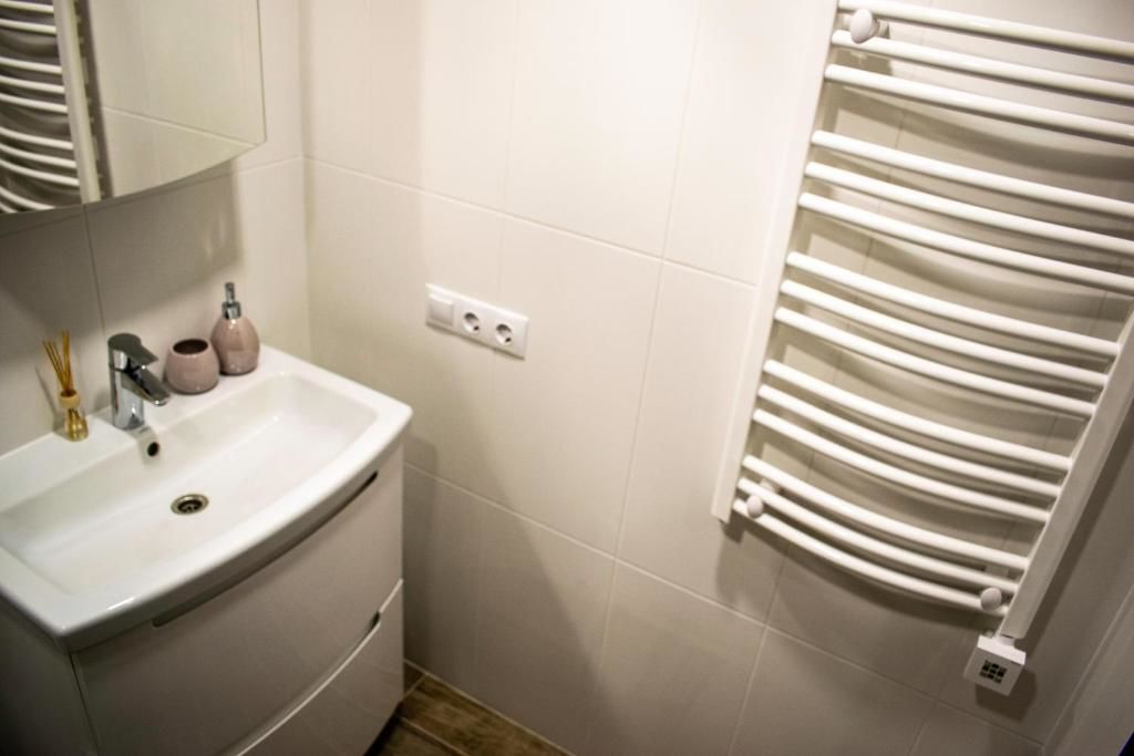 Апартаменты cozy apartment in old town Клайпеда-33